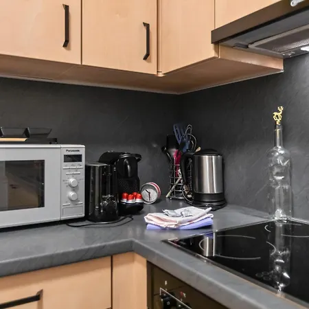 Centre De - 2 - Balcon & Patio *