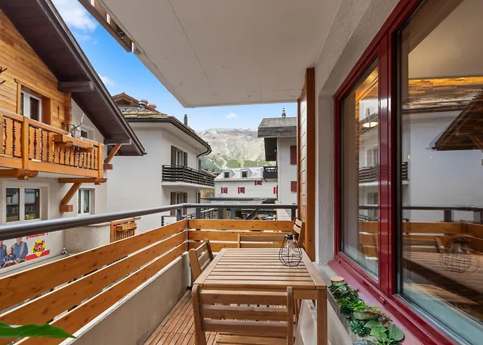 Centre De - 2 - Balcon & Patio 萨斯费